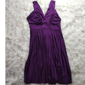 Casual Long Purple with Pleats and V-neck back Sleeveless Dress Size 2X
